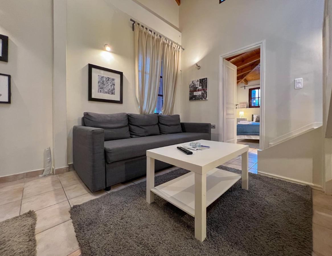 Apartmán In Psiri - *
